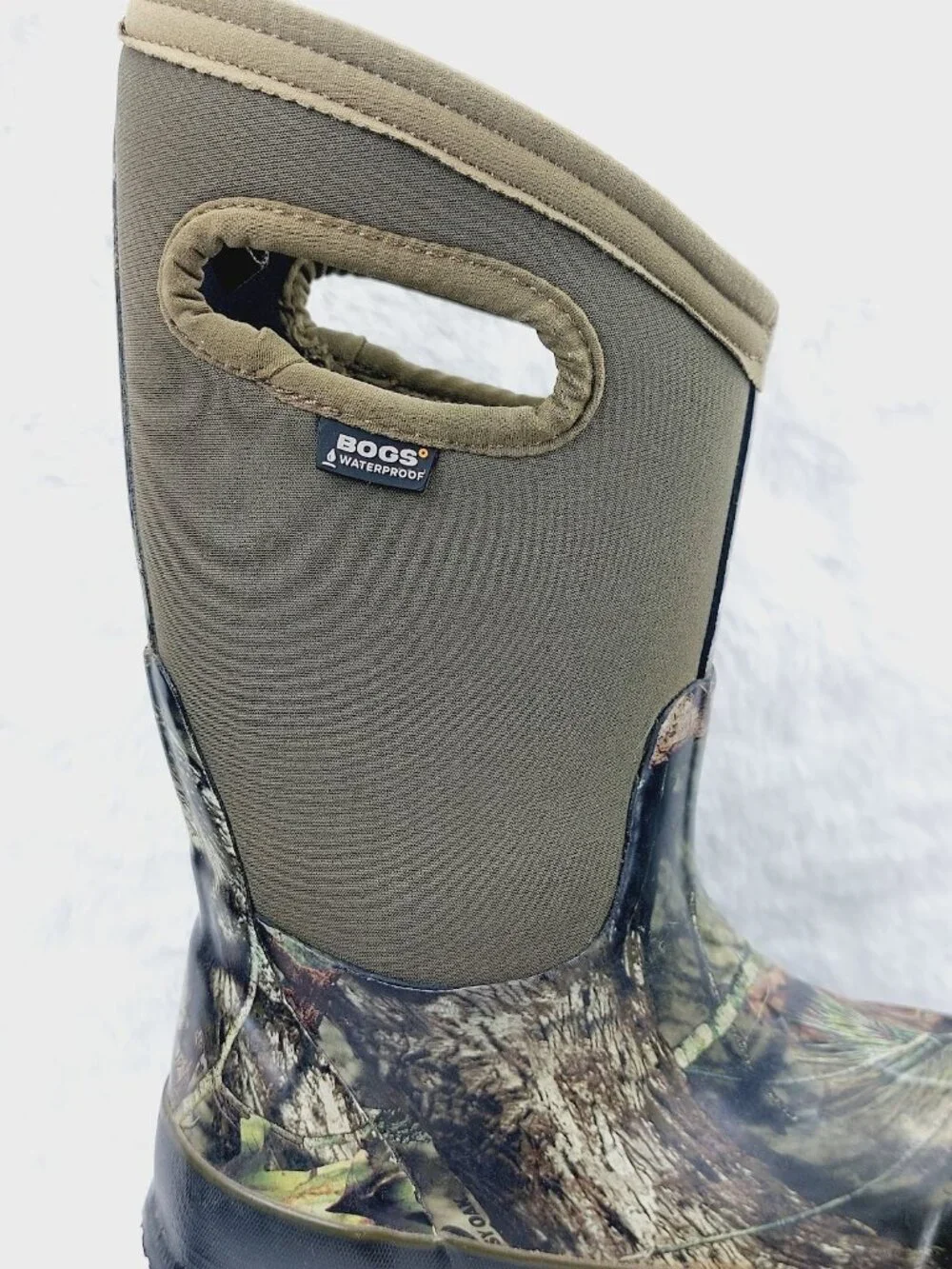 Bogs Boy's Green Black Classic High Mossy Oak WP Pull On Handle Snow Boots 13